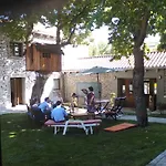 Rural Cerezos De 3*
