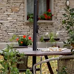 Guest house Rural Cerezos De 3*