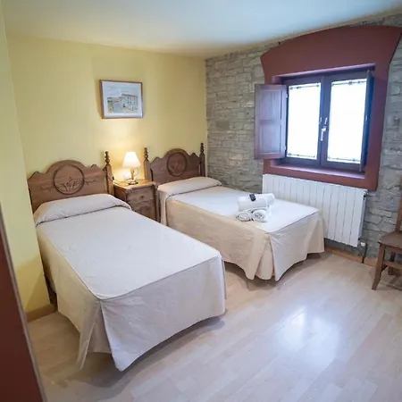 Gasthof Rural Cerezos De