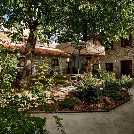 Rural Cerezos De 3* Yanguas