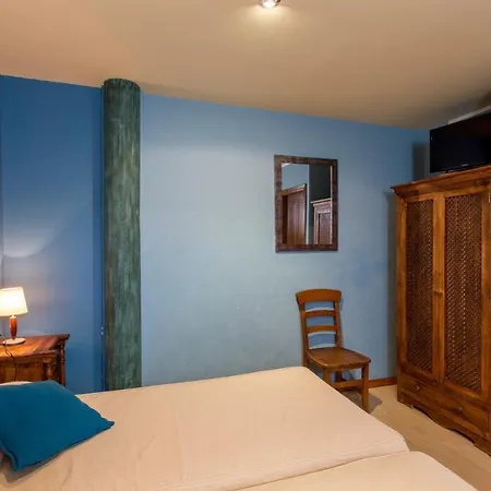 Rural Cerezos De Pensión