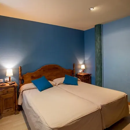 Rural Cerezos De Pensión 3*