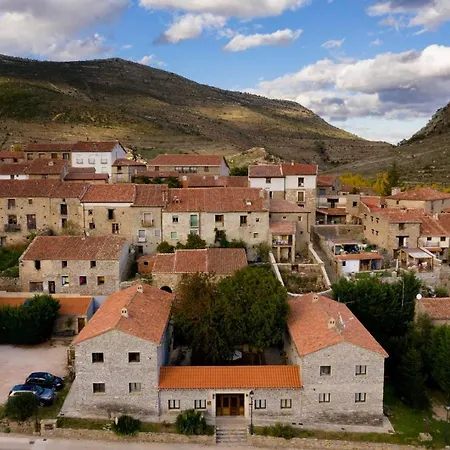 Rural Cerezos De 2*