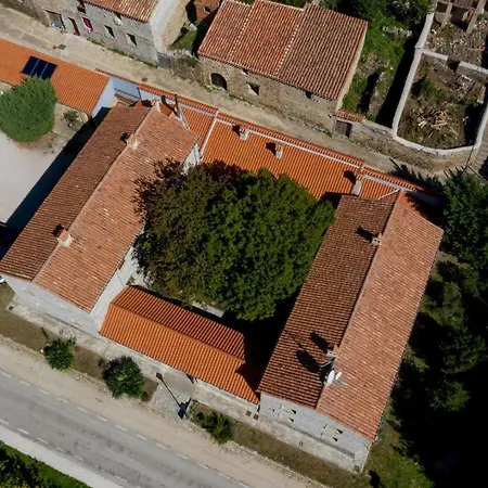 Rural Cerezos De